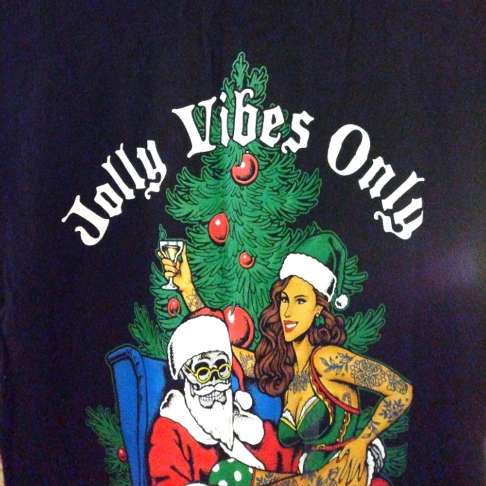 Sullen art Christmas T-shirt size 2X NEW WITH TAGS!